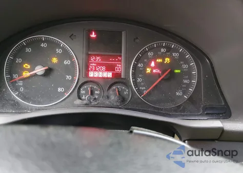 2006 Volkswagen Jetta 2.5 z USA, uszkodzony, nr VIN 3VWRF71KX6M762723